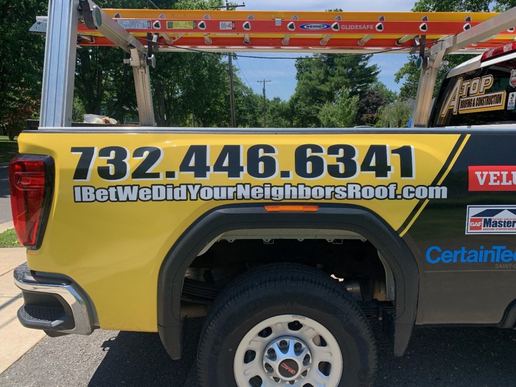 When it comes time to choosing a roofer, here are some of the boxes you should check when hiring a reputable roofing company.